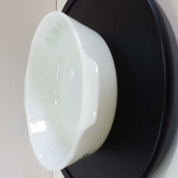 Fire King Meadow Green 2-Qt White Glass Casserole Dish number 438 Vintage 1970s - Picture 4 of 7